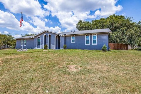 A home in Burleson