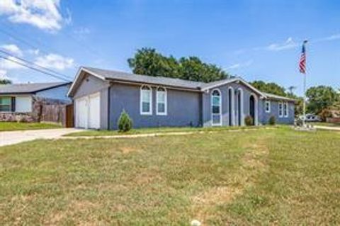 A home in Burleson