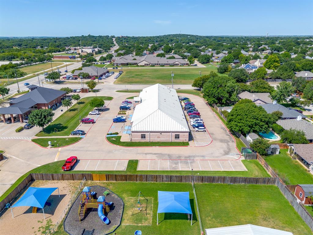 ALSBURY VILLAGE BLOCK - Commercial Lease