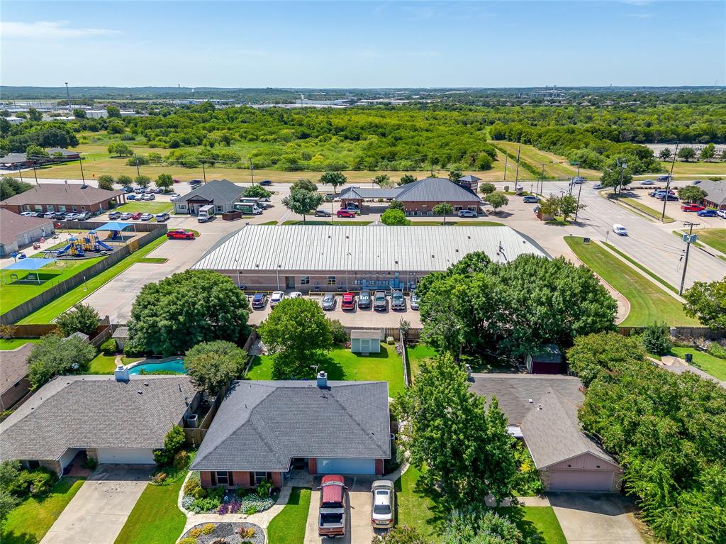 ALSBURY VILLAGE BLOCK - Commercial Lease