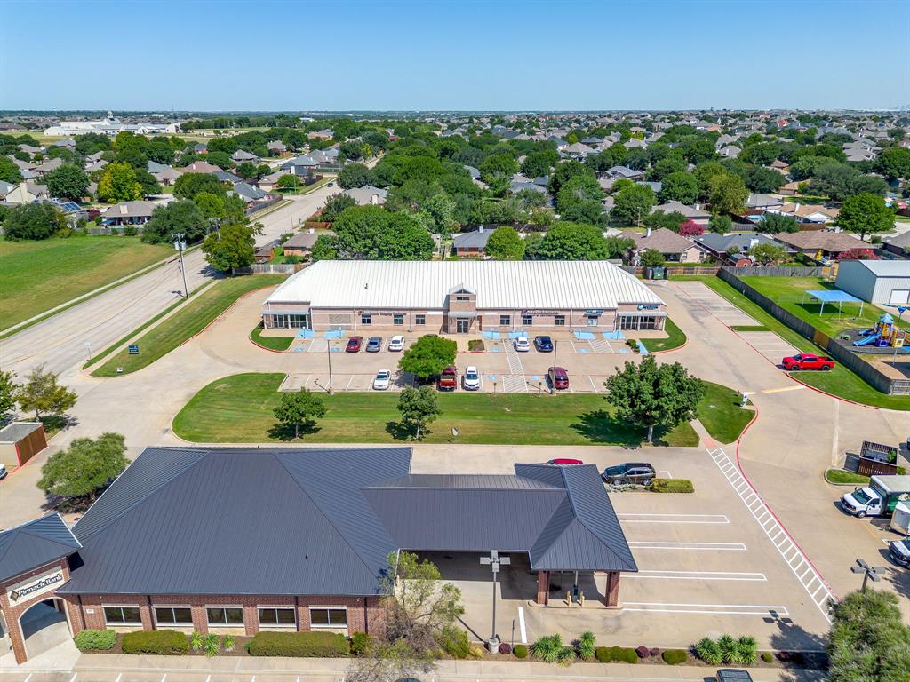 ALSBURY VILLAGE BLOCK - Commercial Lease