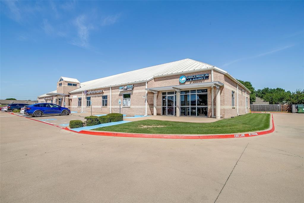 671 NE Alsbury Boulevard