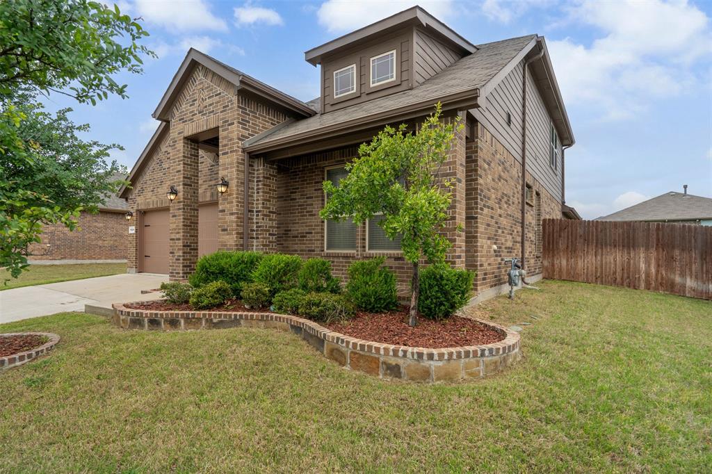 1124 Donnington Trail