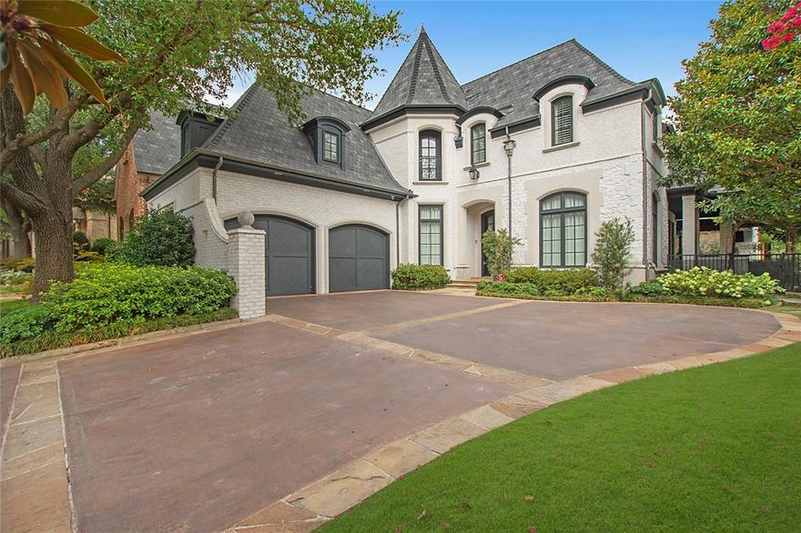 COMPLETELY UPDATED beautiful home in the highly sought after gated community of Glen Abbey. From the vaulted ceilings to the light finishes in the kitchen and the floor to ceiling windows in the great room, this home truly has it all. The welcoming entryway leads to a den area which can be used as an office, a bar area, and a half bath with custom finishes. Large owner's suite on the first floor with a seating area and a spa-like bath with separate vanities give you the perfect space to settle down after a long day. Secondary bedrooms with ensuite bathrooms along with a large game room are on the second level of the home. A spacious backyard featuring a covered outdoor living space with a fire pit and outdoor grill are additions in making this home perfect for entertaining. Enjoy flawless living, in one of Texas' most esteemed neighborhoods!