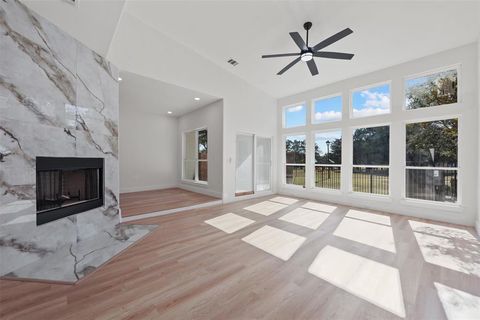 Photo of 1412 Crosspointe Street, Duncanville, TX 75137 (MLS # 21213730)