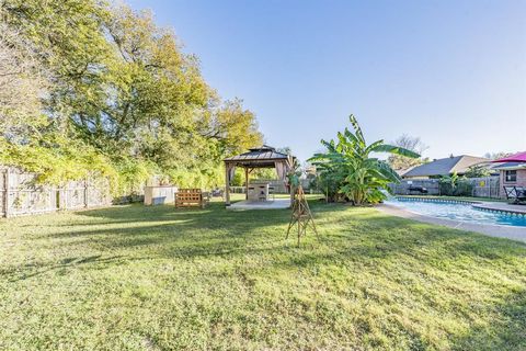 A home in Cleburne