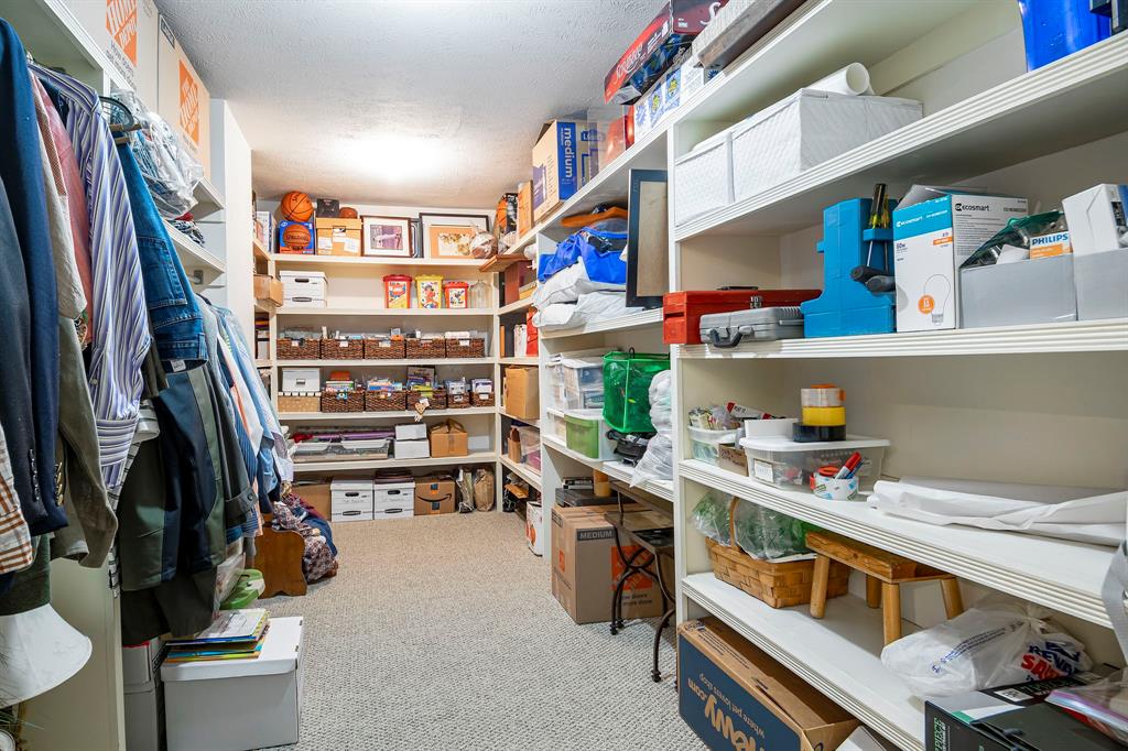 Janmar Circle 06 - Residential