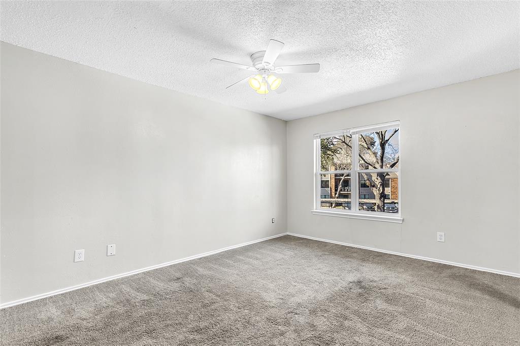 Oakhollow Condo - Residential