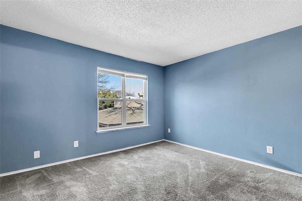 Oakhollow Condo - Residential