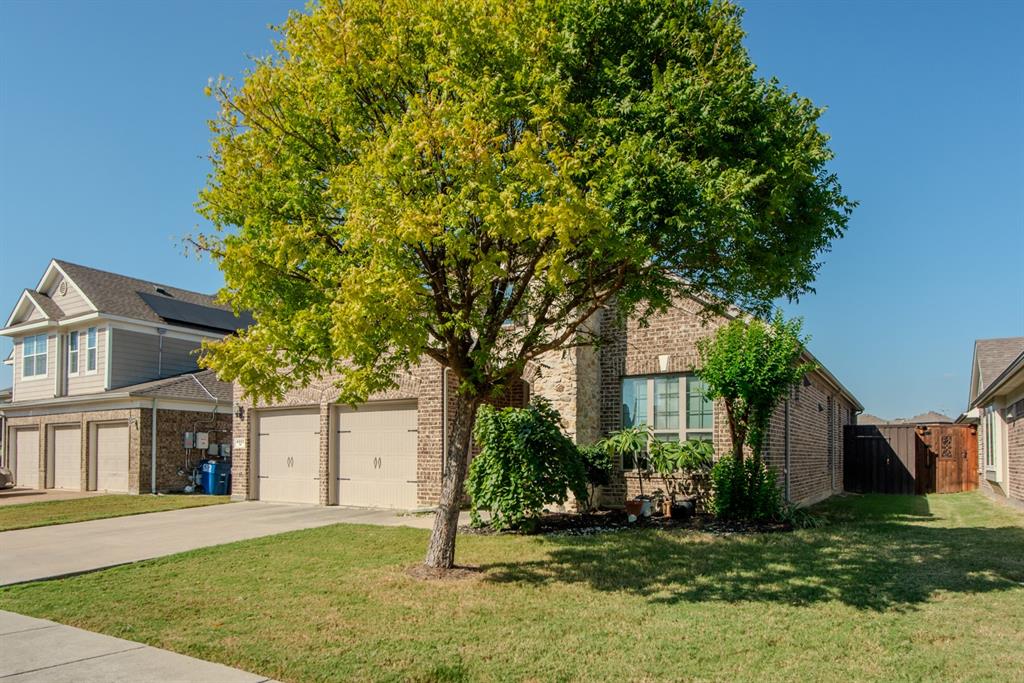 4005 Hawthorne Drive