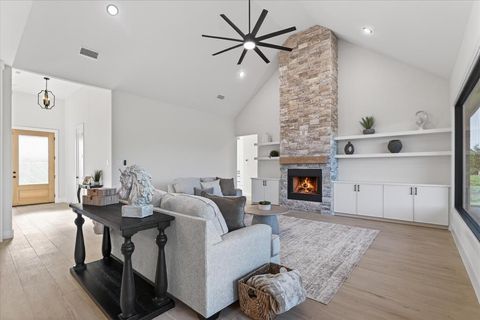 Photo of 325 Soto Drive, Celeste, TX 75423 (MLS # 21200776)