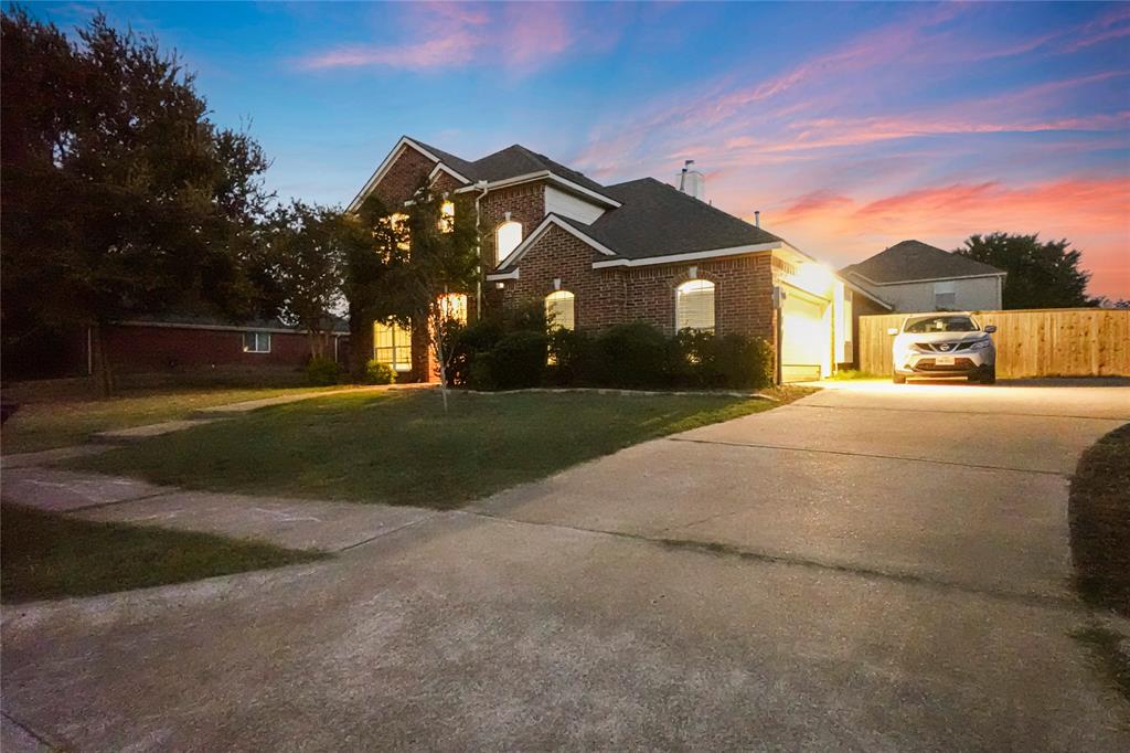 216 Crepe Myrtle Lane