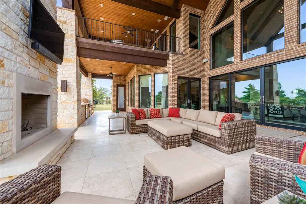 The Enclave At Chateau Du Lac - Residential