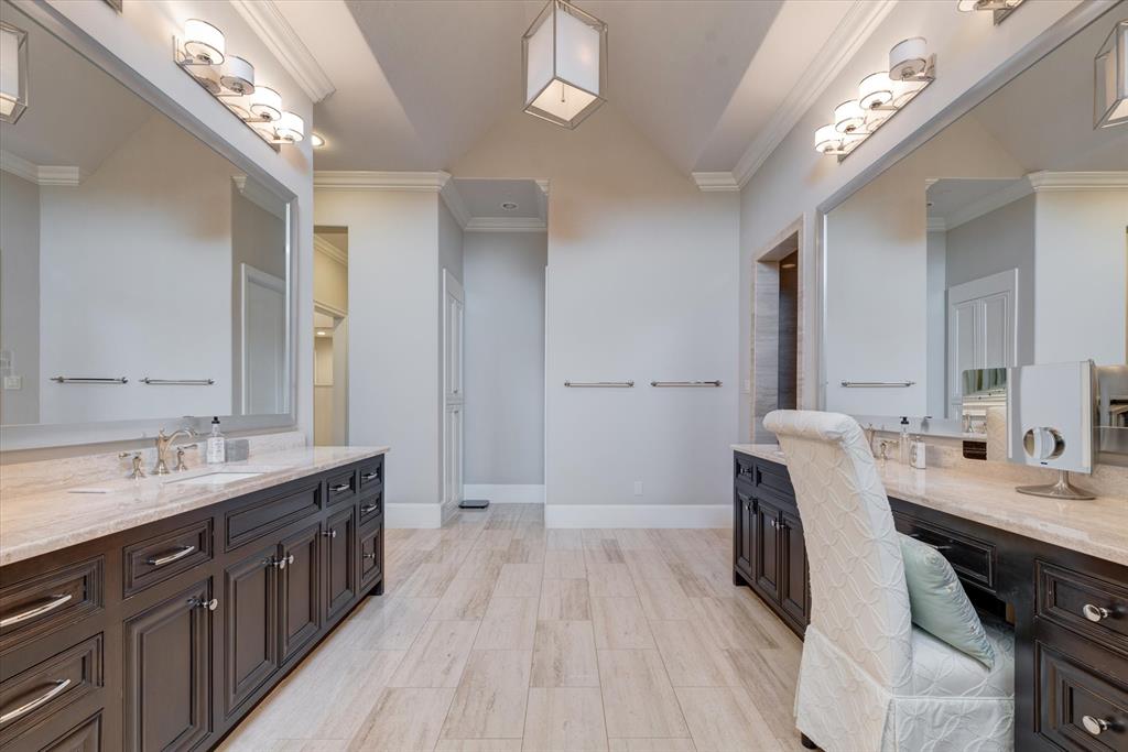 The Enclave At Chateau Du Lac - Residential