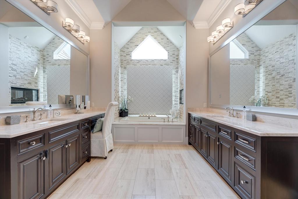 The Enclave At Chateau Du Lac - Residential