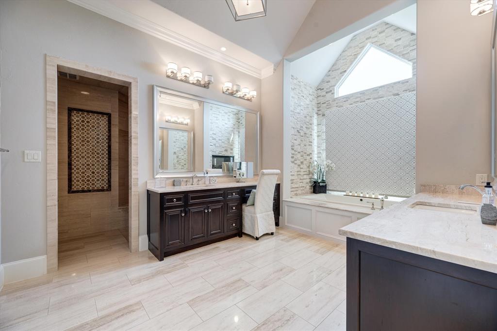 The Enclave At Chateau Du Lac - Residential