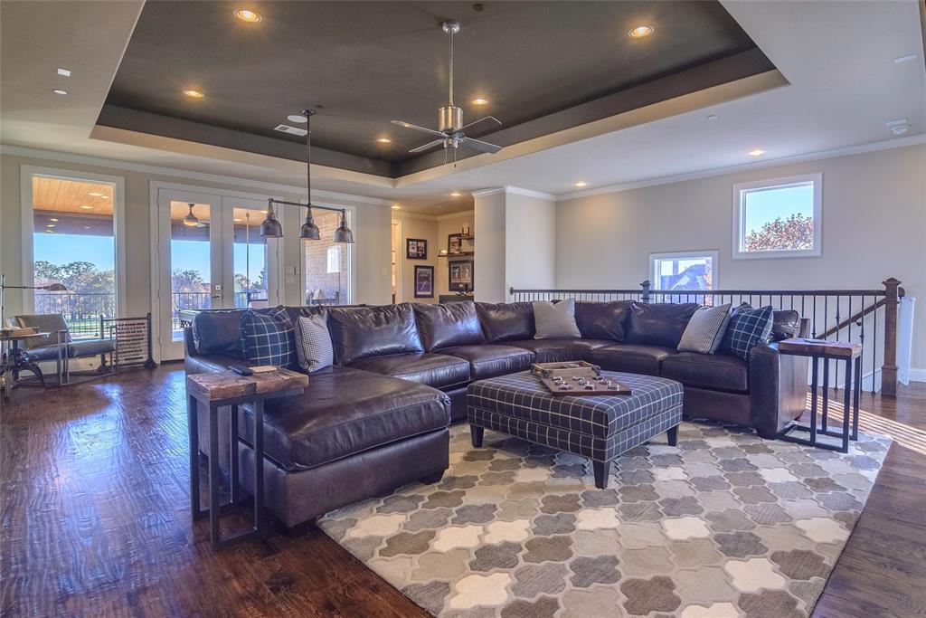 The Enclave At Chateau Du Lac - Residential