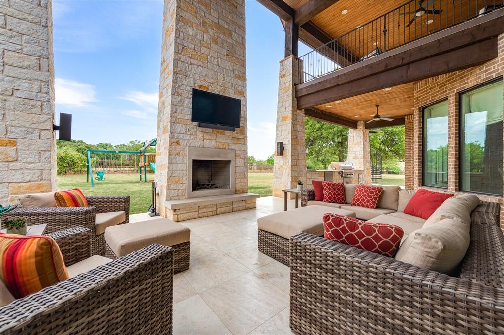 The Enclave At Chateau Du Lac - Residential