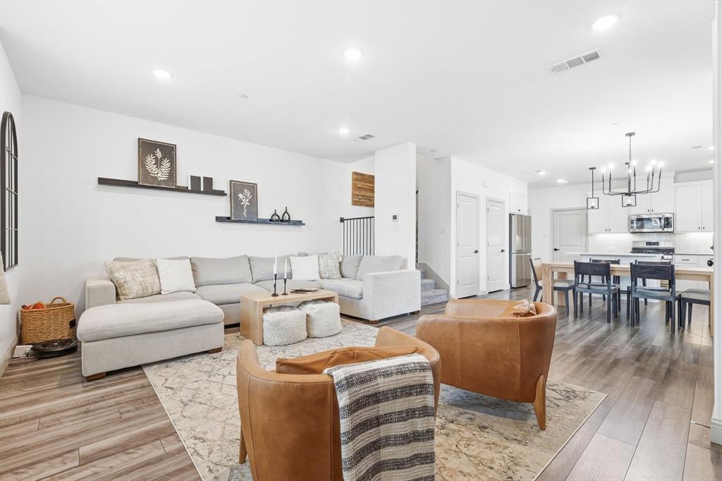 Harvest Twnhms Ph 1 - Residential