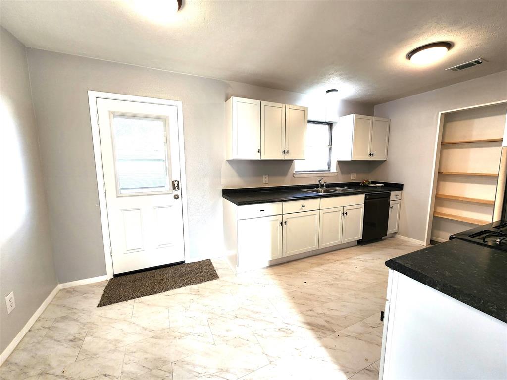 Meadowbrook - Residential Lease