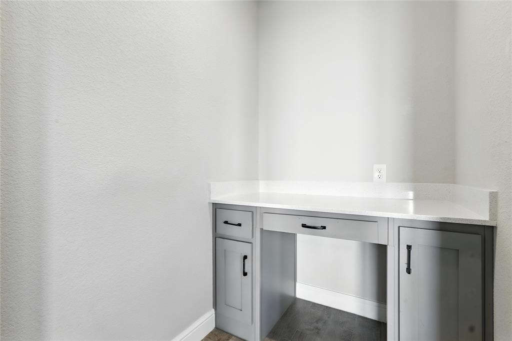 Fort Worth, Texas 76052, United States, 4 Bedrooms Bedrooms, ,2 BathroomsBathrooms,Residential,Active,160741