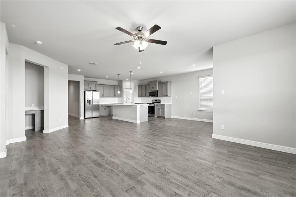 Fort Worth, Texas 76052, United States, 4 Bedrooms Bedrooms, ,2 BathroomsBathrooms,Residential,Active,160741