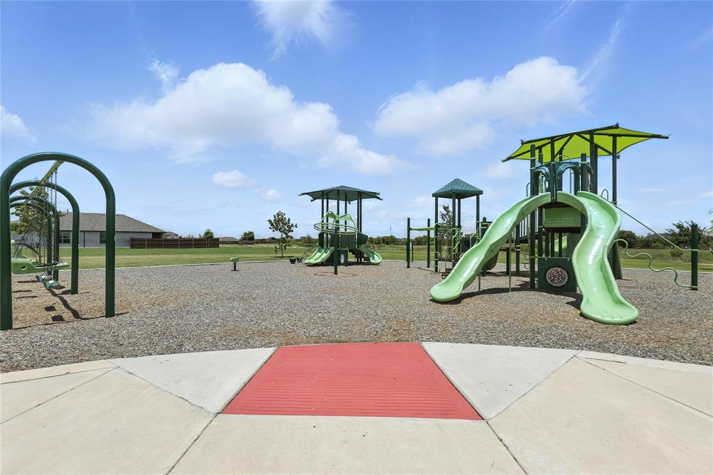 Fort Worth, Texas 76052, United States, 4 Bedrooms Bedrooms, ,2 BathroomsBathrooms,Residential,Active,160741