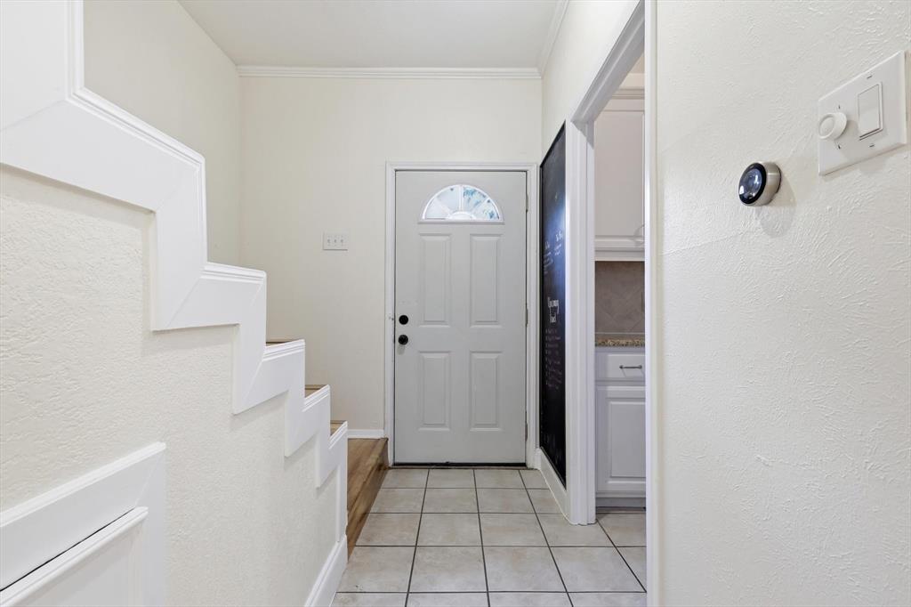 2727 Shelby Avenue D