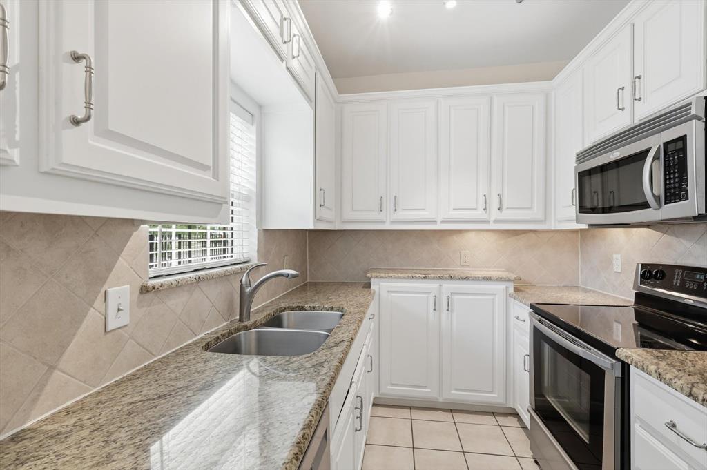 2727 Shelby Condominium - Residential