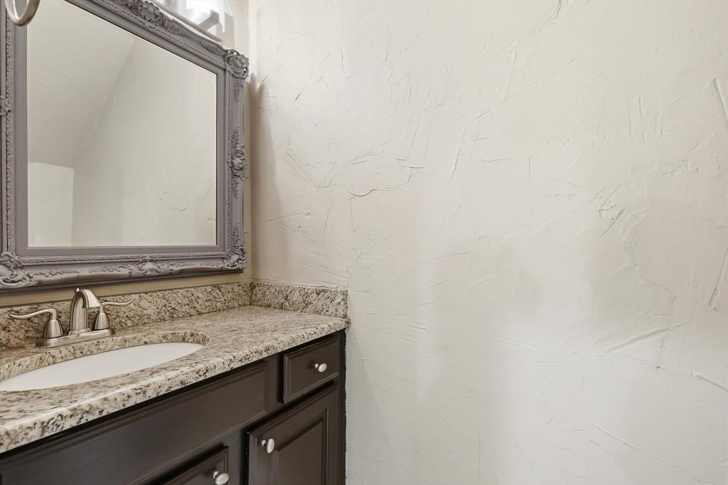 2727 Shelby Condominium - Residential