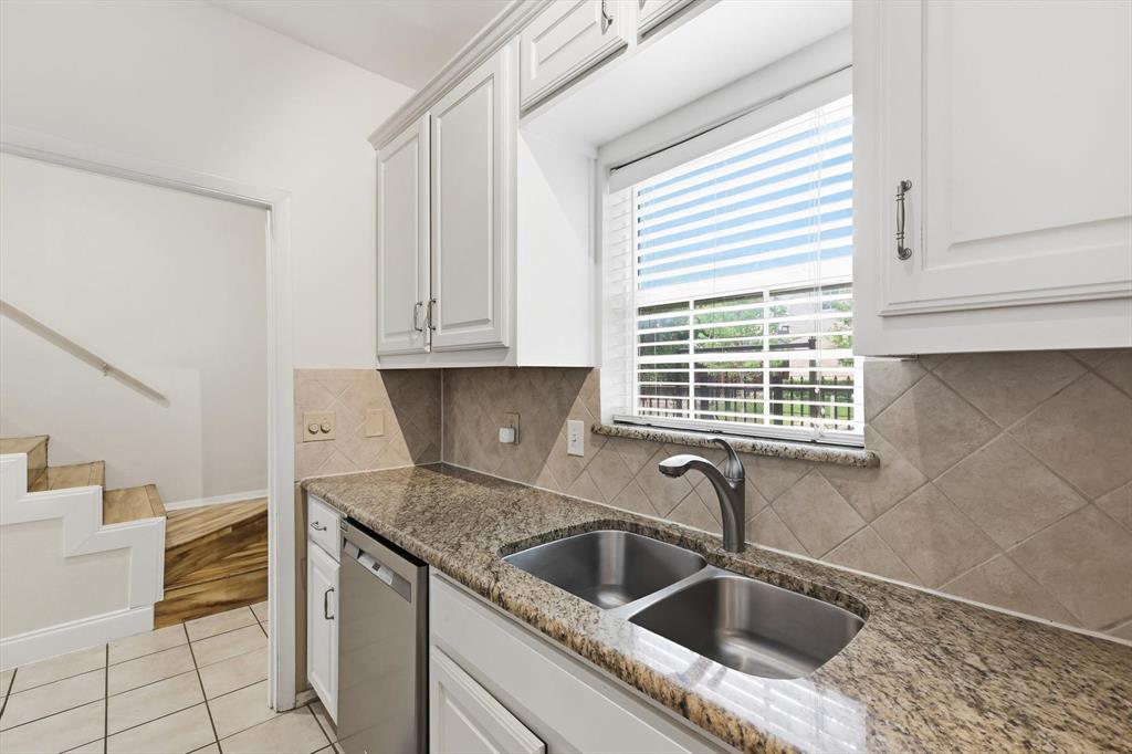 2727 Shelby Condominium - Residential