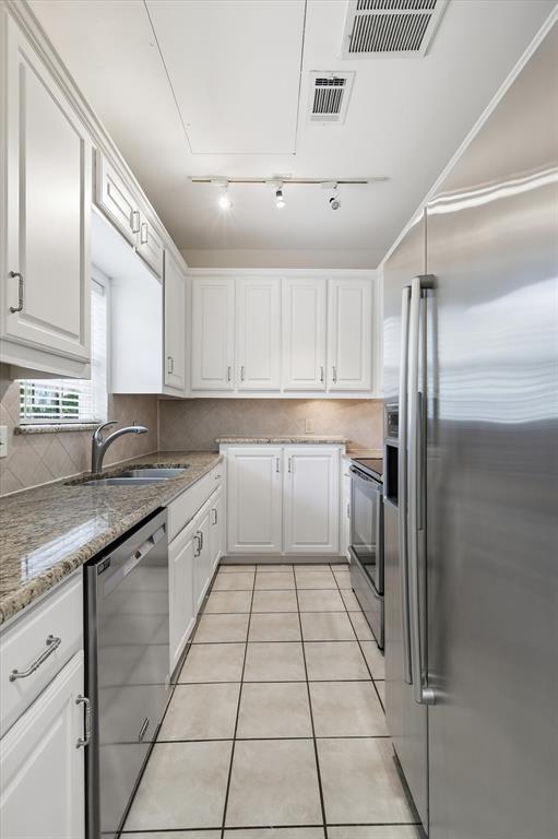 2727 Shelby Condominium - Residential