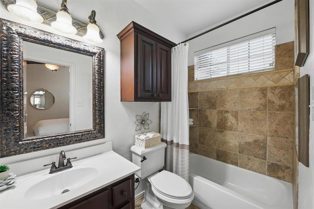 Flower Mound, Texas 75022, United States, 4 Bedrooms Bedrooms, ,4 BathroomsBathrooms,Residential,Pending,126172