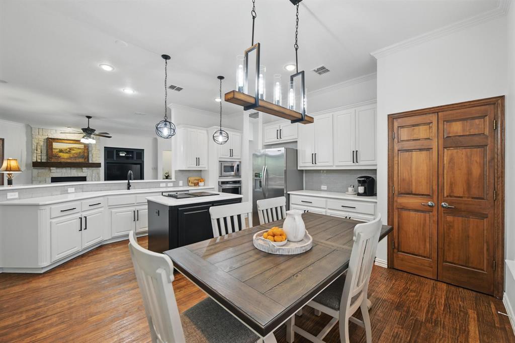 Flower Mound, Texas 75022, United States, 4 Bedrooms Bedrooms, ,4 BathroomsBathrooms,Residential,Pending,126172