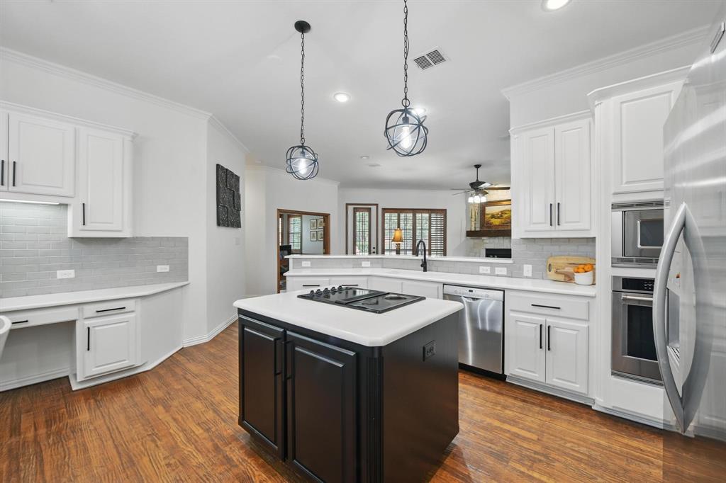 Flower Mound, Texas 75022, United States, 4 Bedrooms Bedrooms, ,4 BathroomsBathrooms,Residential,Pending,126172