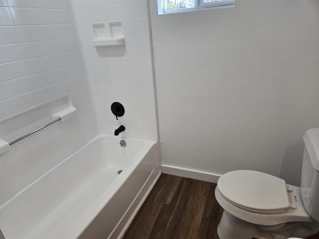 CENTRAL FINANCE CORP SU - Residential Lease