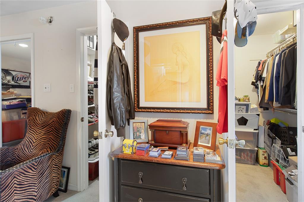 Silvertree Square - Residential