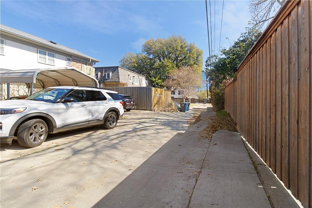 Silvertree Square - Residential