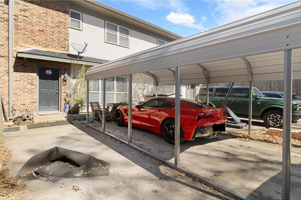 Silvertree Square - Residential