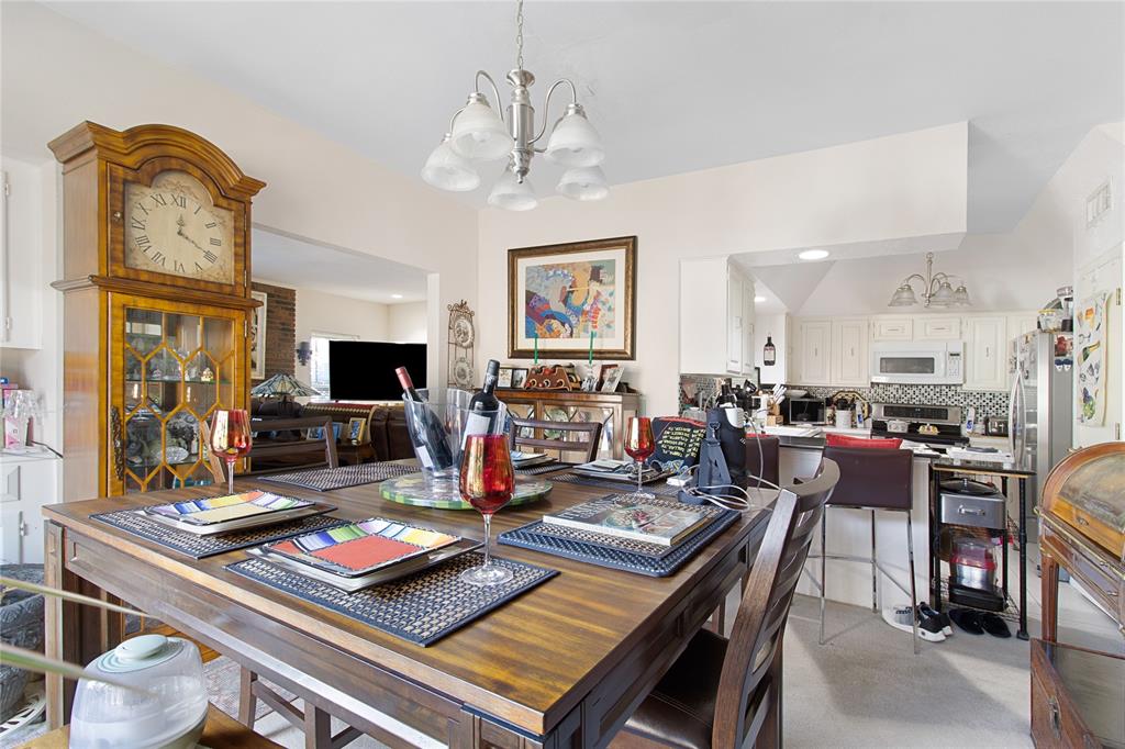 Silvertree Square - Residential