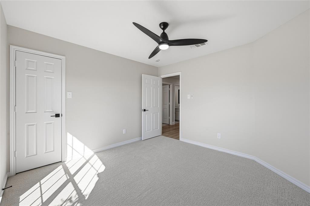 Irving, Texas 75038, United States, 3 Bedrooms Bedrooms, ,3 BathroomsBathrooms,Residential,Pending,245932