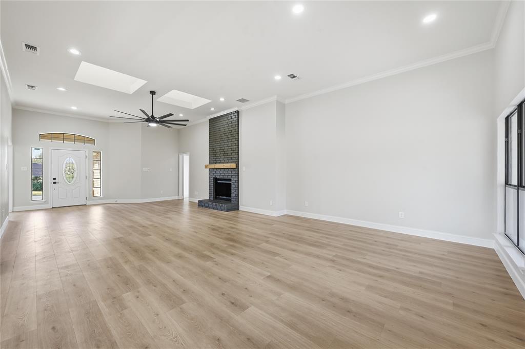 Irving, Texas 75038, United States, 3 Bedrooms Bedrooms, ,3 BathroomsBathrooms,Residential,Pending,245932