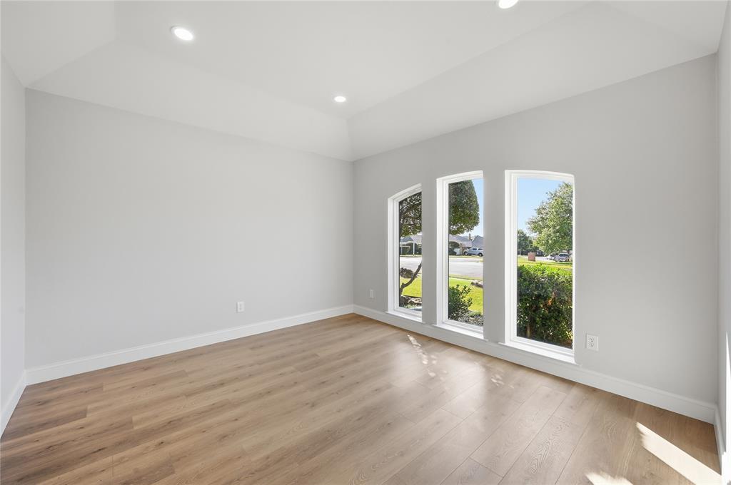 Irving, Texas 75038, United States, 3 Bedrooms Bedrooms, ,3 BathroomsBathrooms,Residential,Pending,245932