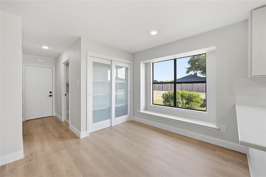 Irving, Texas 75038, United States, 3 Bedrooms Bedrooms, ,3 BathroomsBathrooms,Residential,Pending,245932