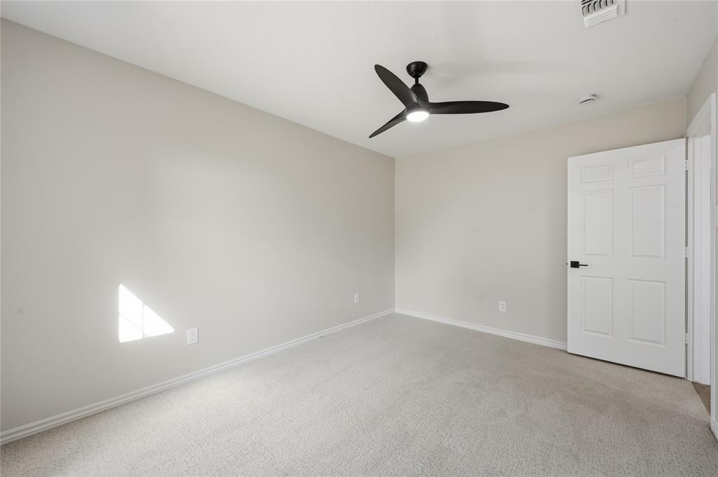 Irving, Texas 75038, United States, 3 Bedrooms Bedrooms, ,3 BathroomsBathrooms,Residential,Pending,245932