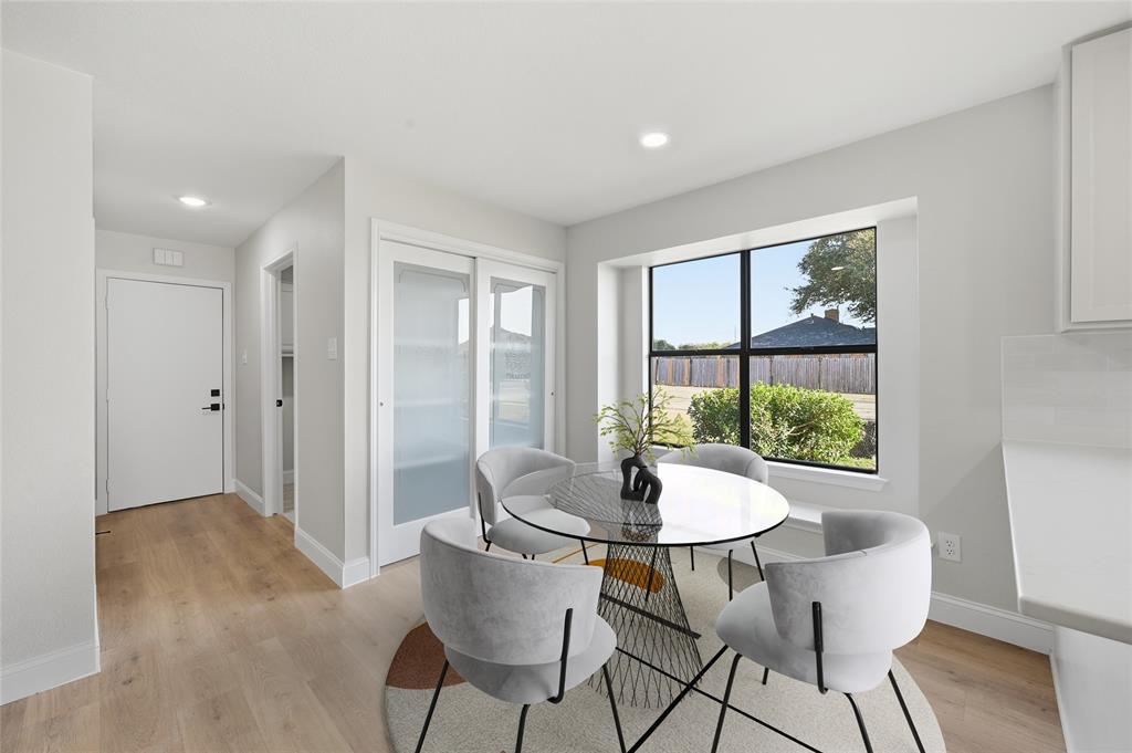 Irving, Texas 75038, United States, 3 Bedrooms Bedrooms, ,3 BathroomsBathrooms,Residential,Pending,245932