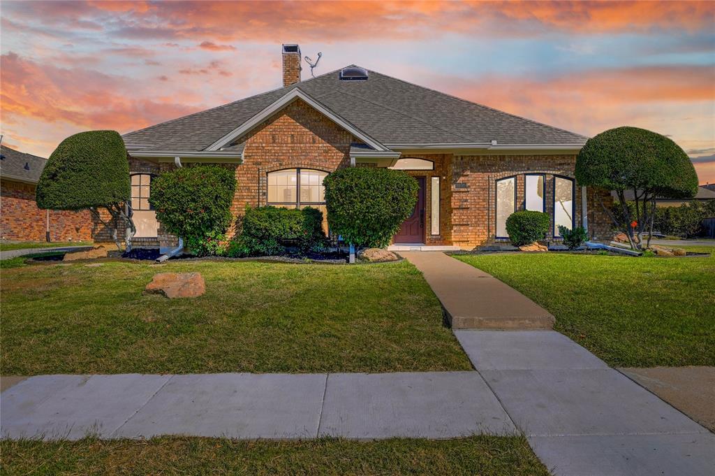 Irving, Texas 75038, United States, 3 Bedrooms Bedrooms, ,3 BathroomsBathrooms,Residential,Pending,245932