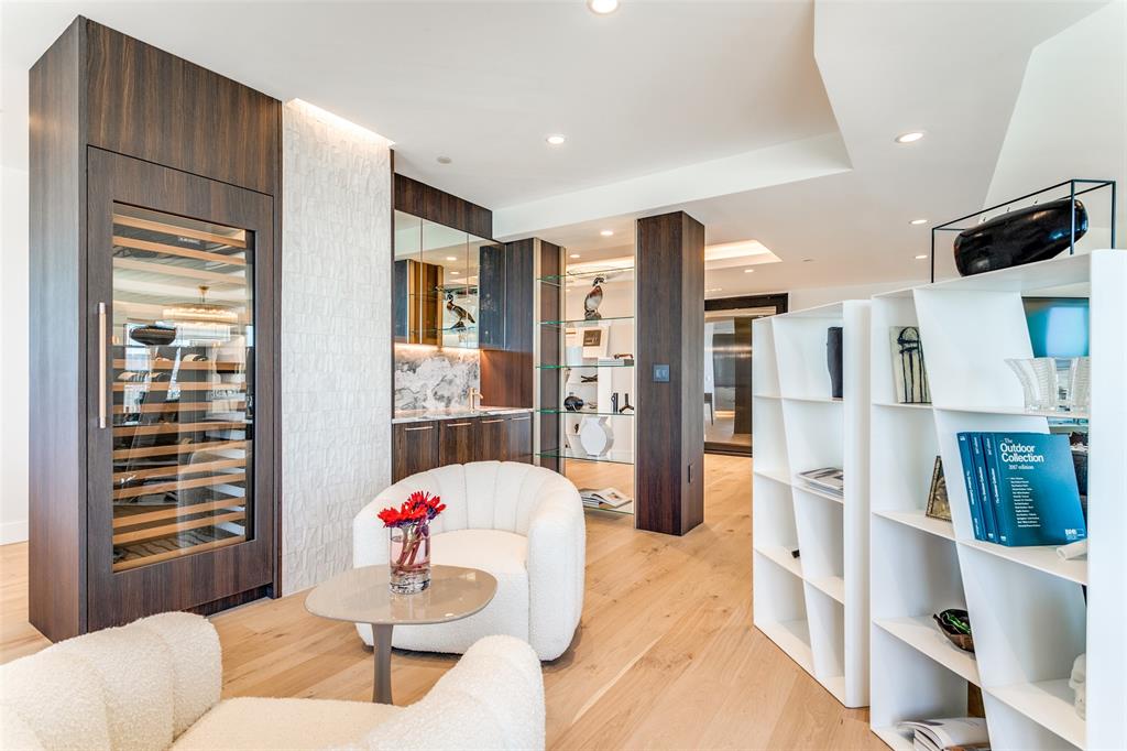 Mayfair Turtle Creek Condos - Residential