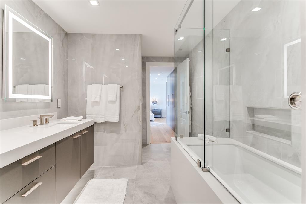 Mayfair Turtle Creek Condos - Residential