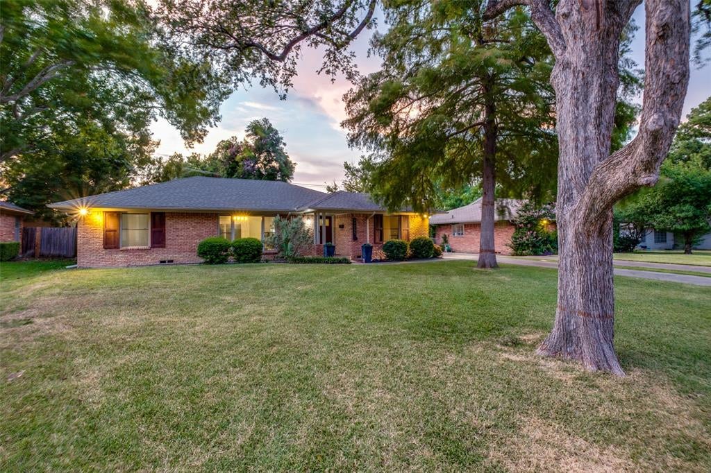 11055 Milhof Drive